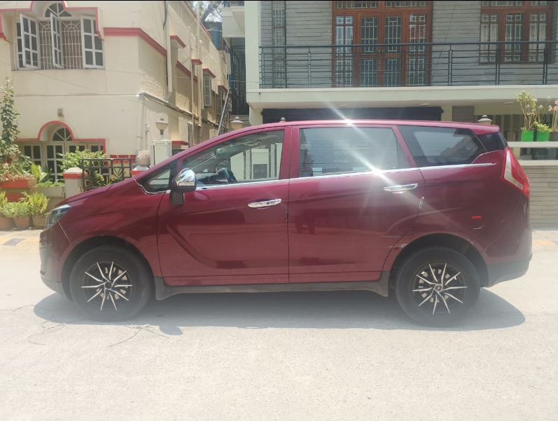 2019 Mahindra Marazzo M2 7-Seater BS IV