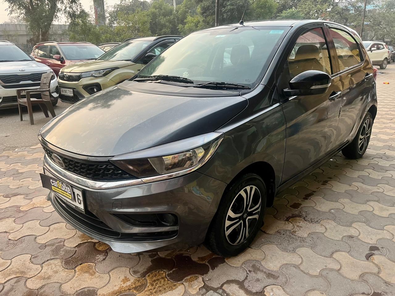 TATA TIAGO REVOTRON XTA image