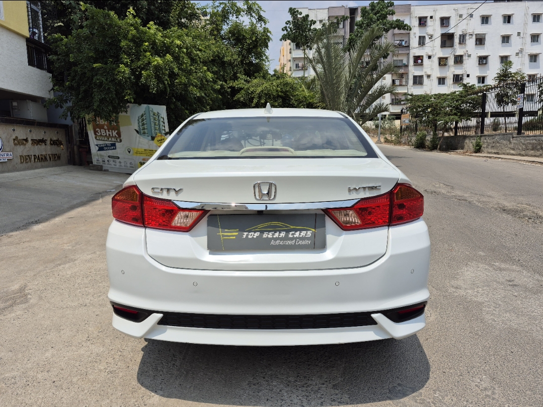 2022 Honda City V MT Petrol [2019-2023]
