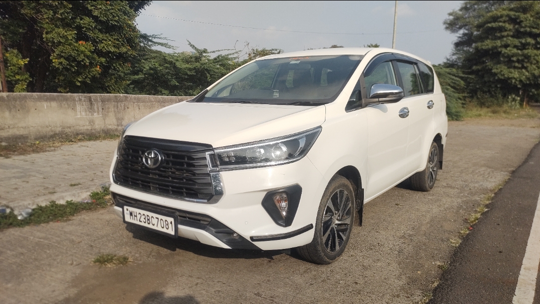 Used 2021 Toyota Innova Crysta 2.4 ZX MT 7-Seater in Pune, India