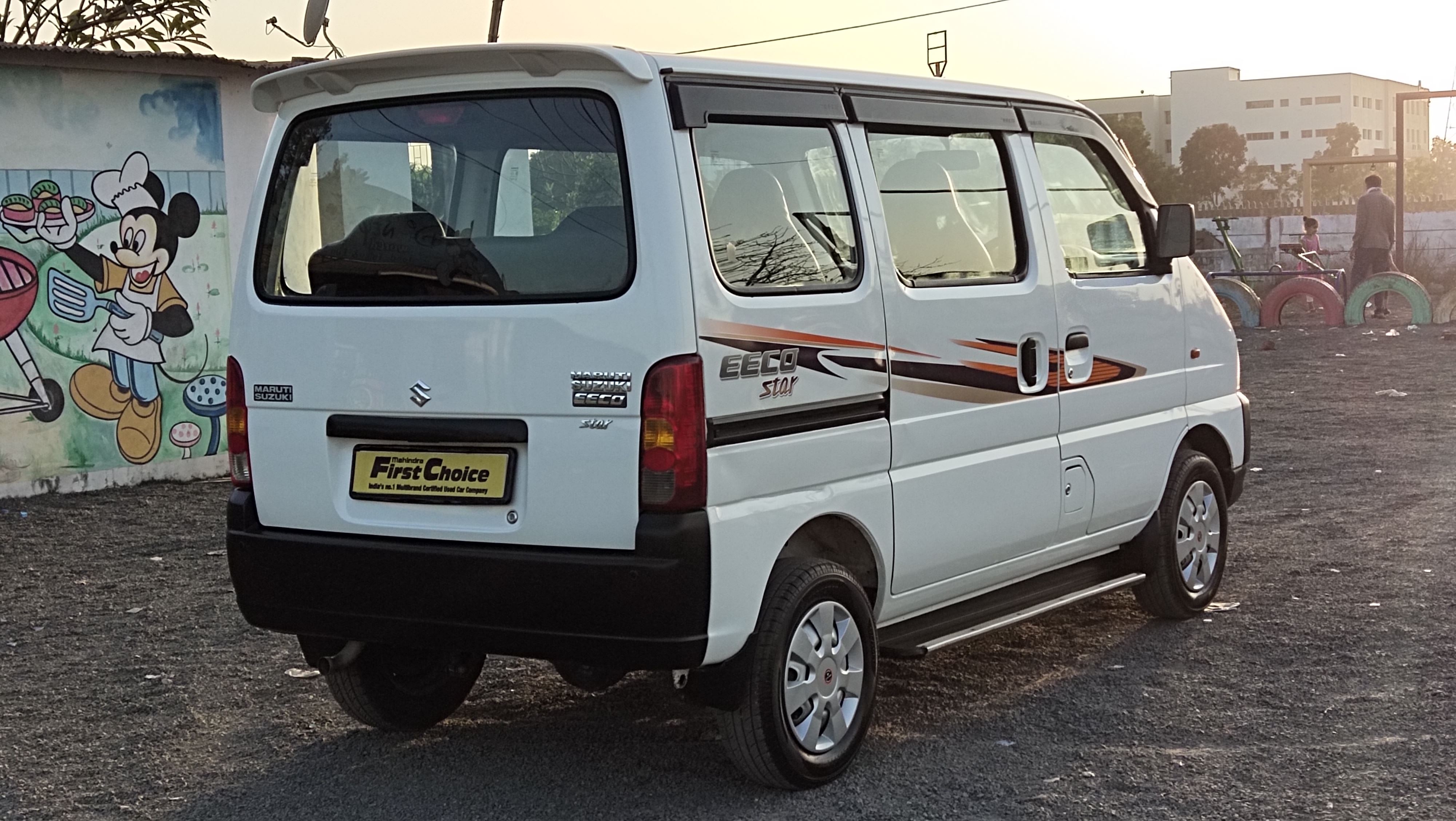 Used Maruti Suzuki Eeco 5 Seater AC HTR CNG In Surat 2018 Model India