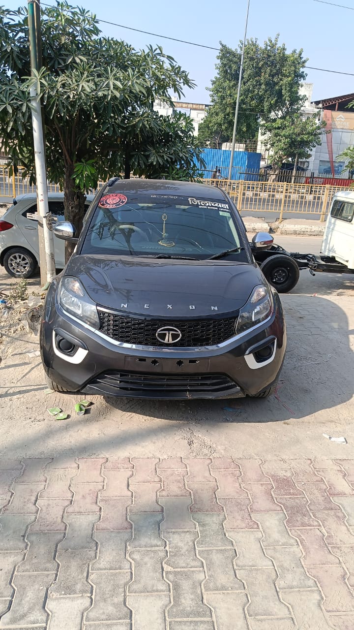 यूज़्ड 2018 टाटा नेक्सन यूज़्ड 2018 टाटा नेक्सन