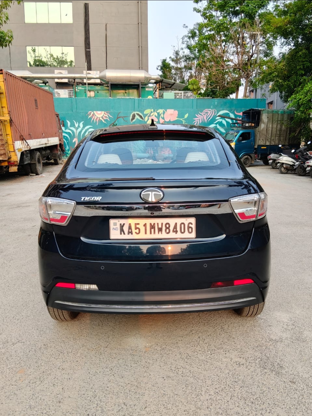 2024 Tata Tigor XZA Plus Petrol AMT [2019-2024]